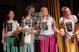 Габрово - ученици - пиеса