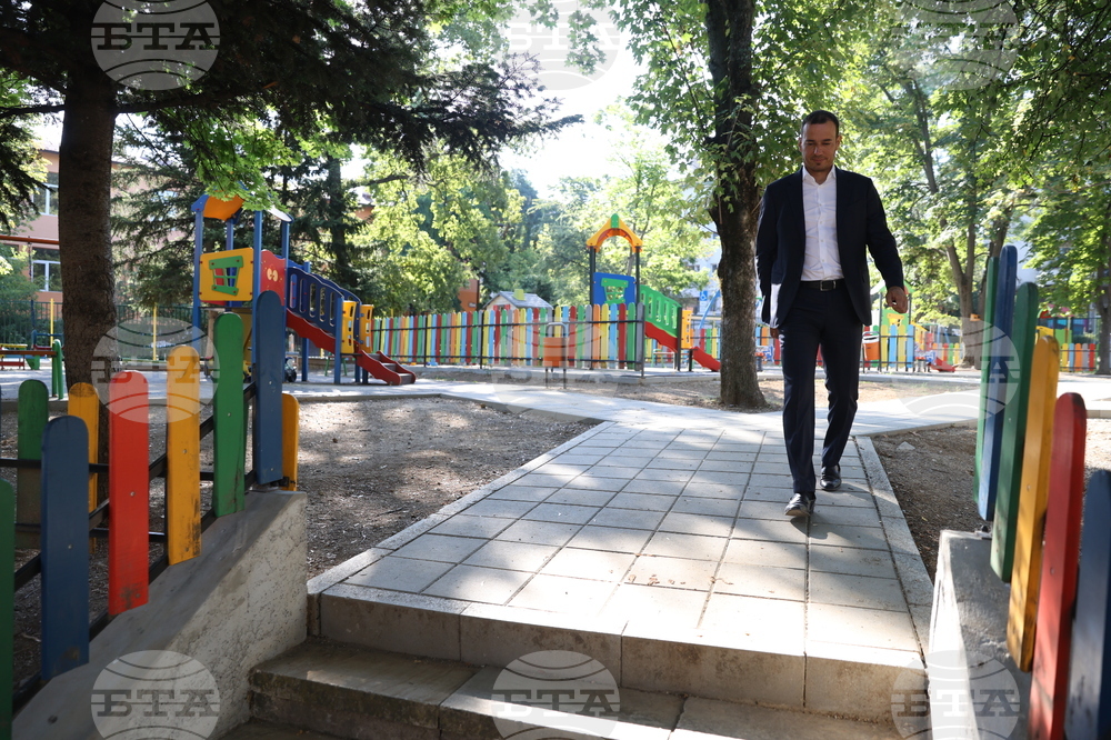 Детска градина 141  „Славейкова поляна“ - обновяване - откриване