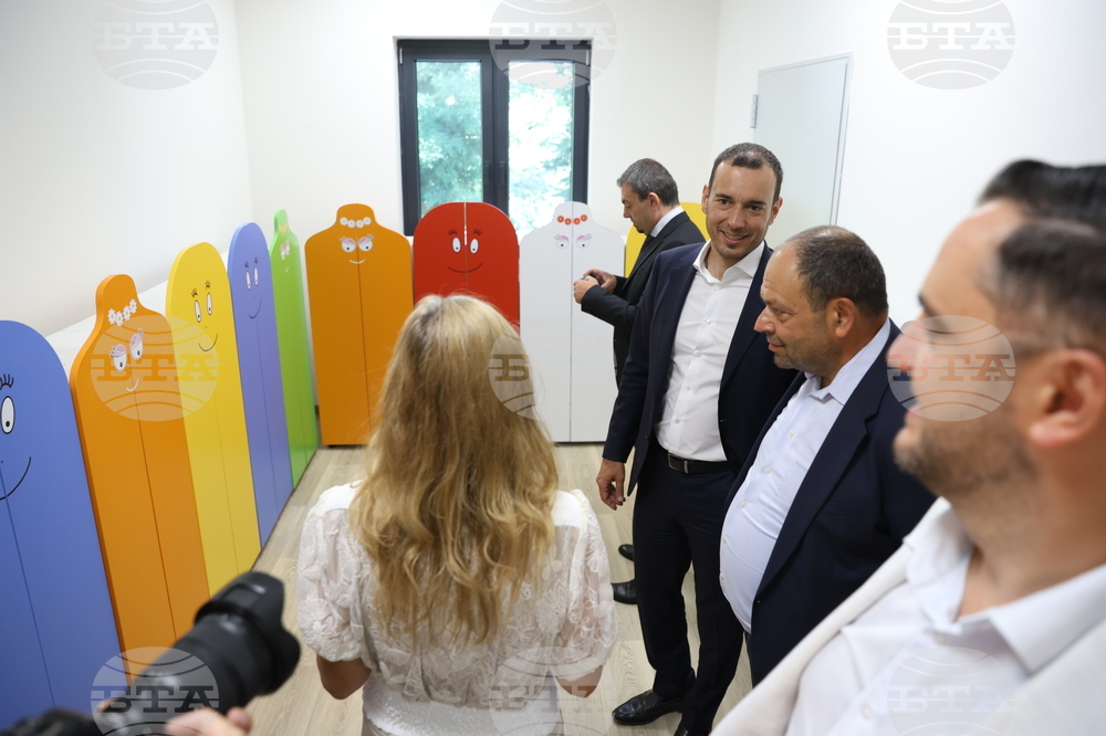 Детска градина 141  „Славейкова поляна“ - обновяване - откриване