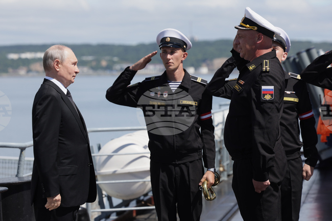Руският президент Путин пристигна на първото си посещение на Курилските острови