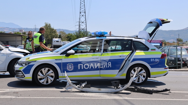 Двама души са загинали, а 37 са ранени при 30 тежки катастрофи страната през денонощието, съобщават от МВР