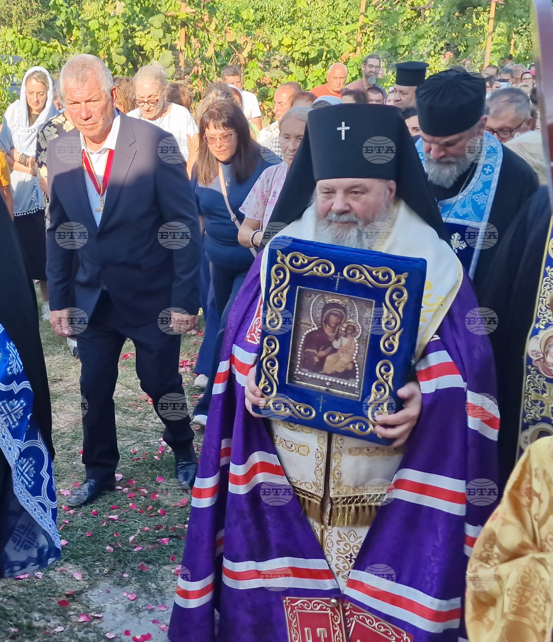 Село Мерданя - посрещане на чудотворната Хавайска мироточива Иверска икона на Пресвета Богородица
