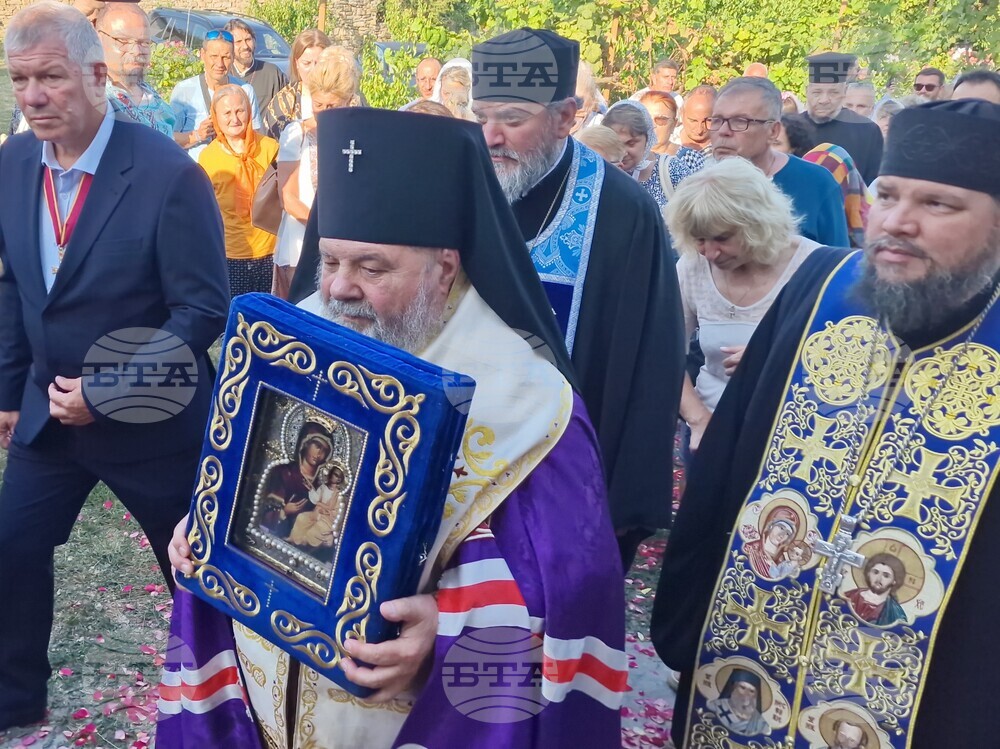 Село Мерданя - посрещане на чудотворната Хавайска мироточива Иверска икона на Пресвета Богородица