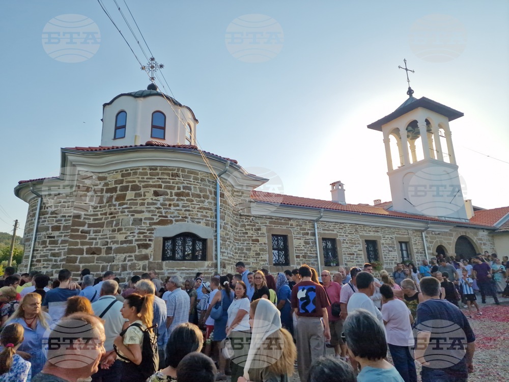 Село Мерданя - посрещане на чудотворната Хавайска мироточива Иверска икона на Пресвета Богородица