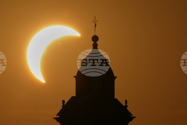 APTOPIX Italy Solar Eclipse