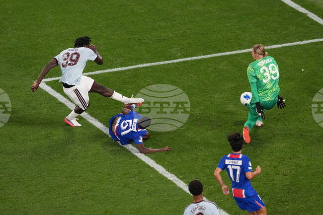 CORRECTION Austria UEFA Super Cup Soccer