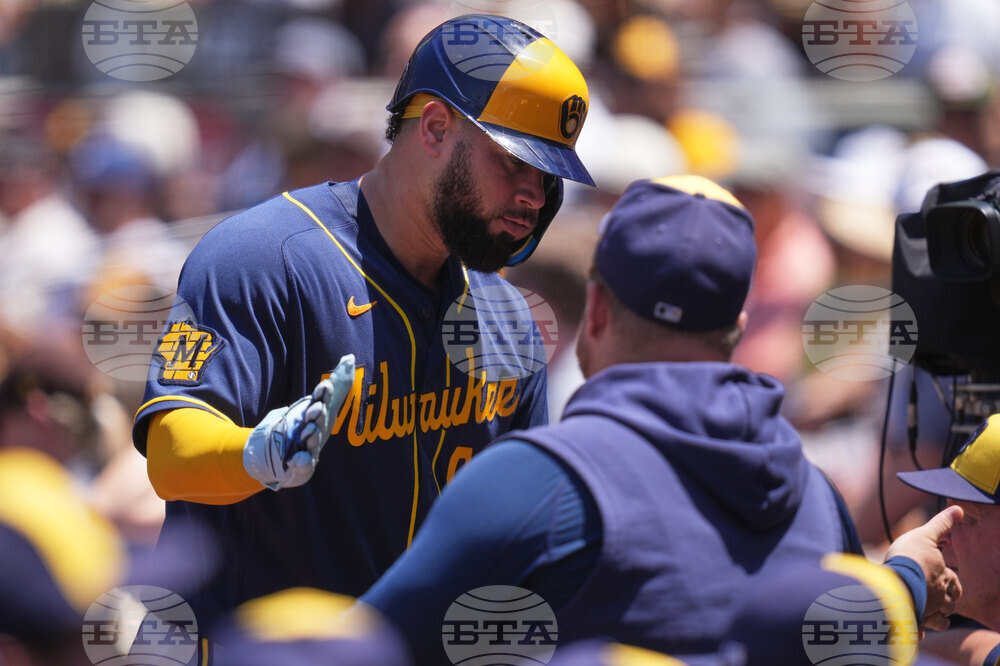 Brewers Padres Baseball