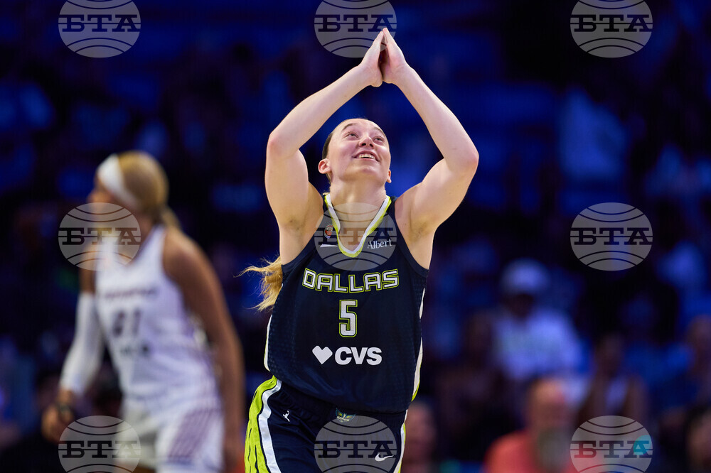 APTOPIX Tempo Wings Basketball