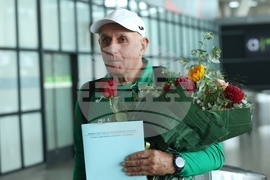 Летище „Васил Левски”- Димитър Карамфилов - треньор