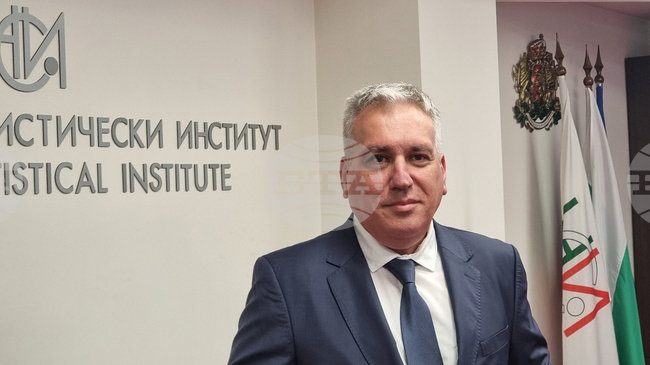 За 10-процентово съкращение на работните места в Националния статистически институт съобщи председателят на институцията