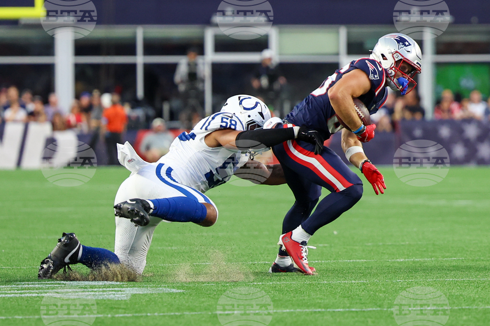 Colts Patriots Football