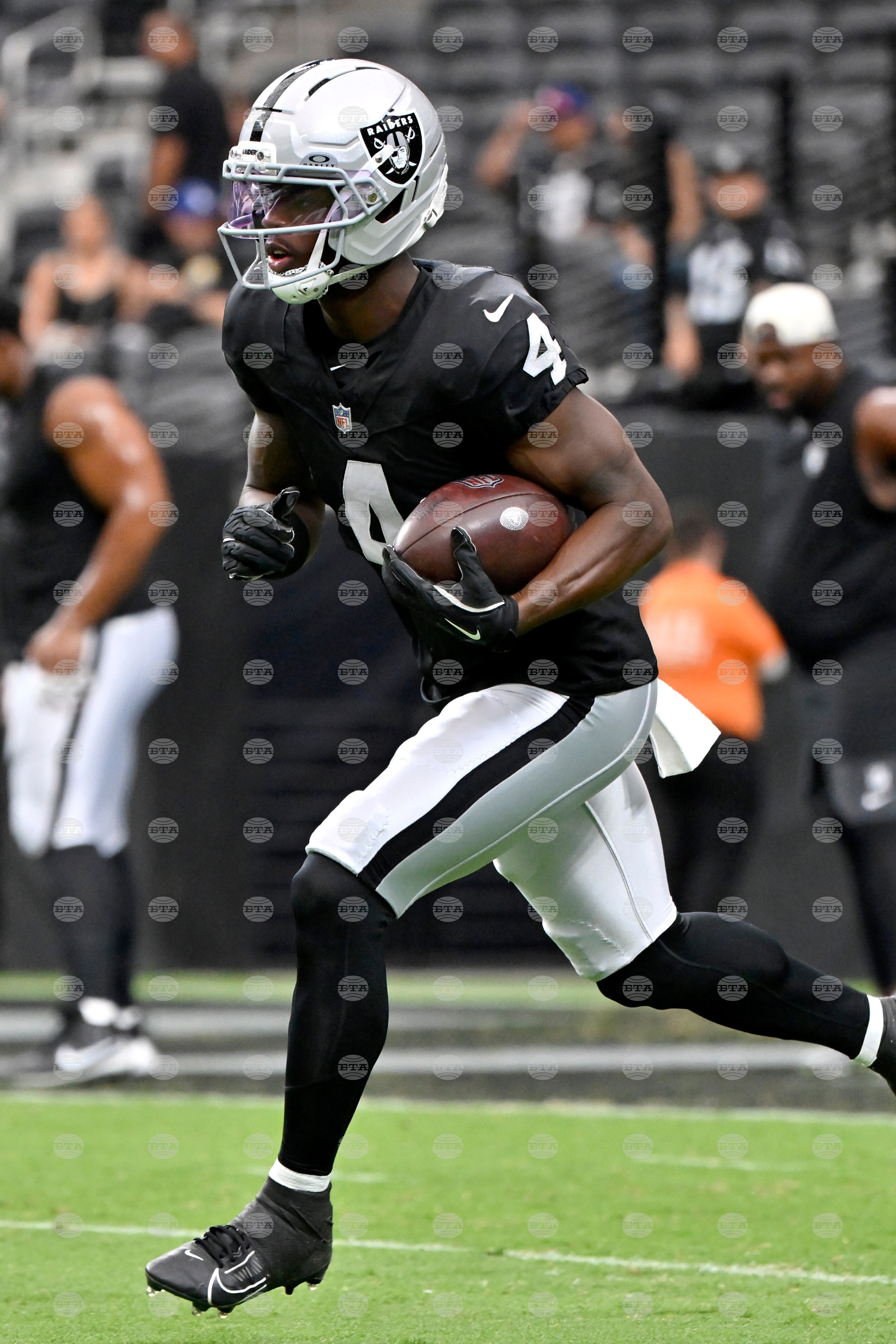 Cardinals Raiders Football