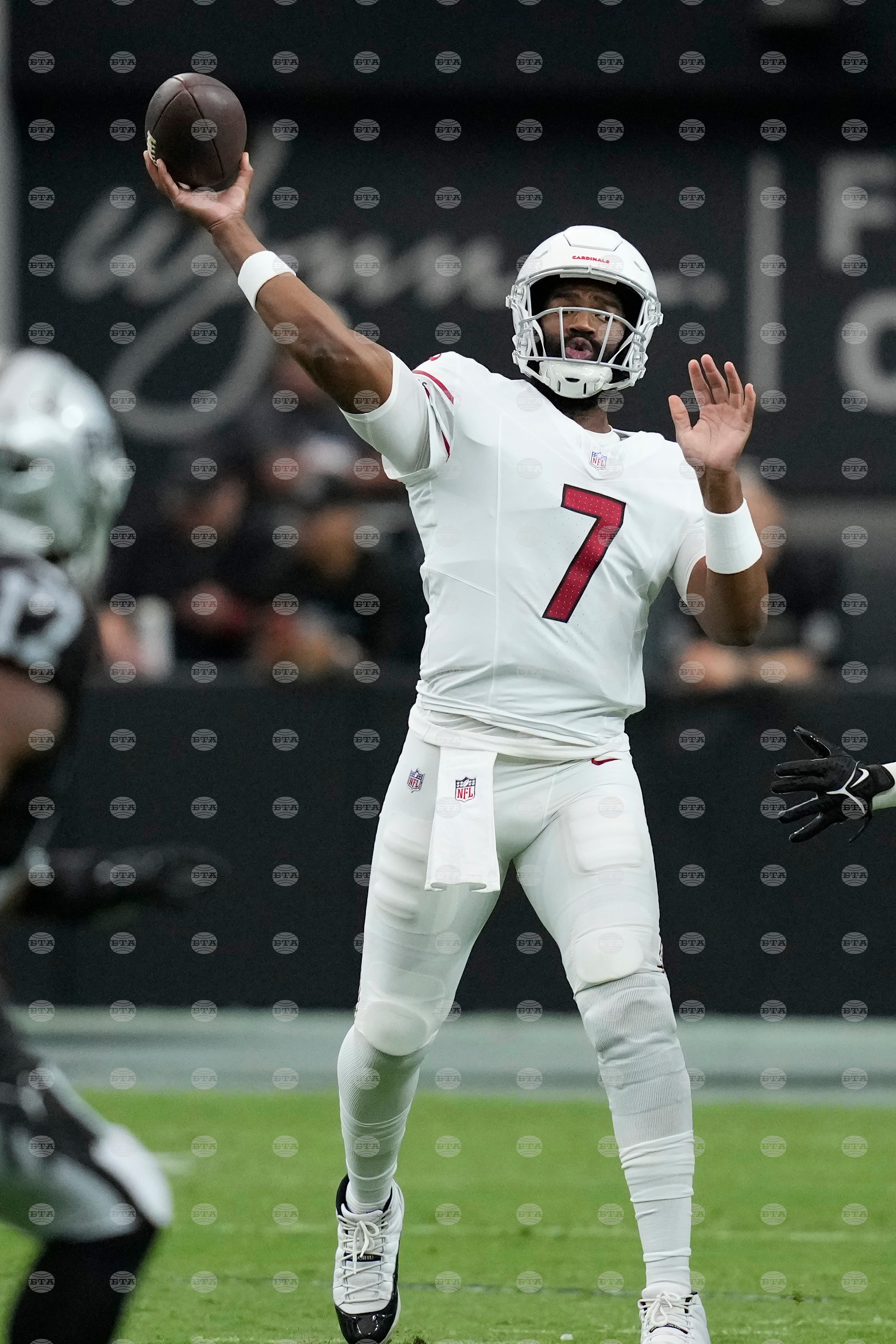 Cardinals Raiders Football