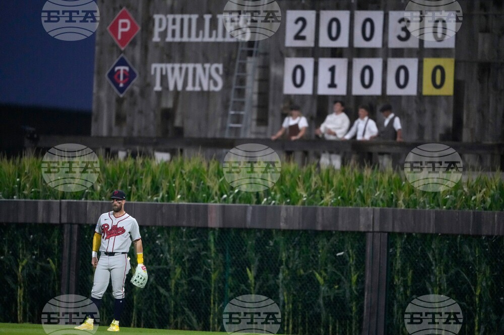 Phillies Twins Baseball