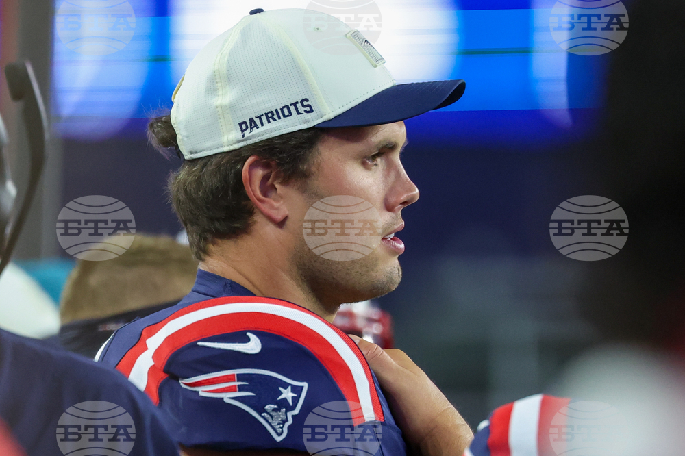 Colts Patriots Football