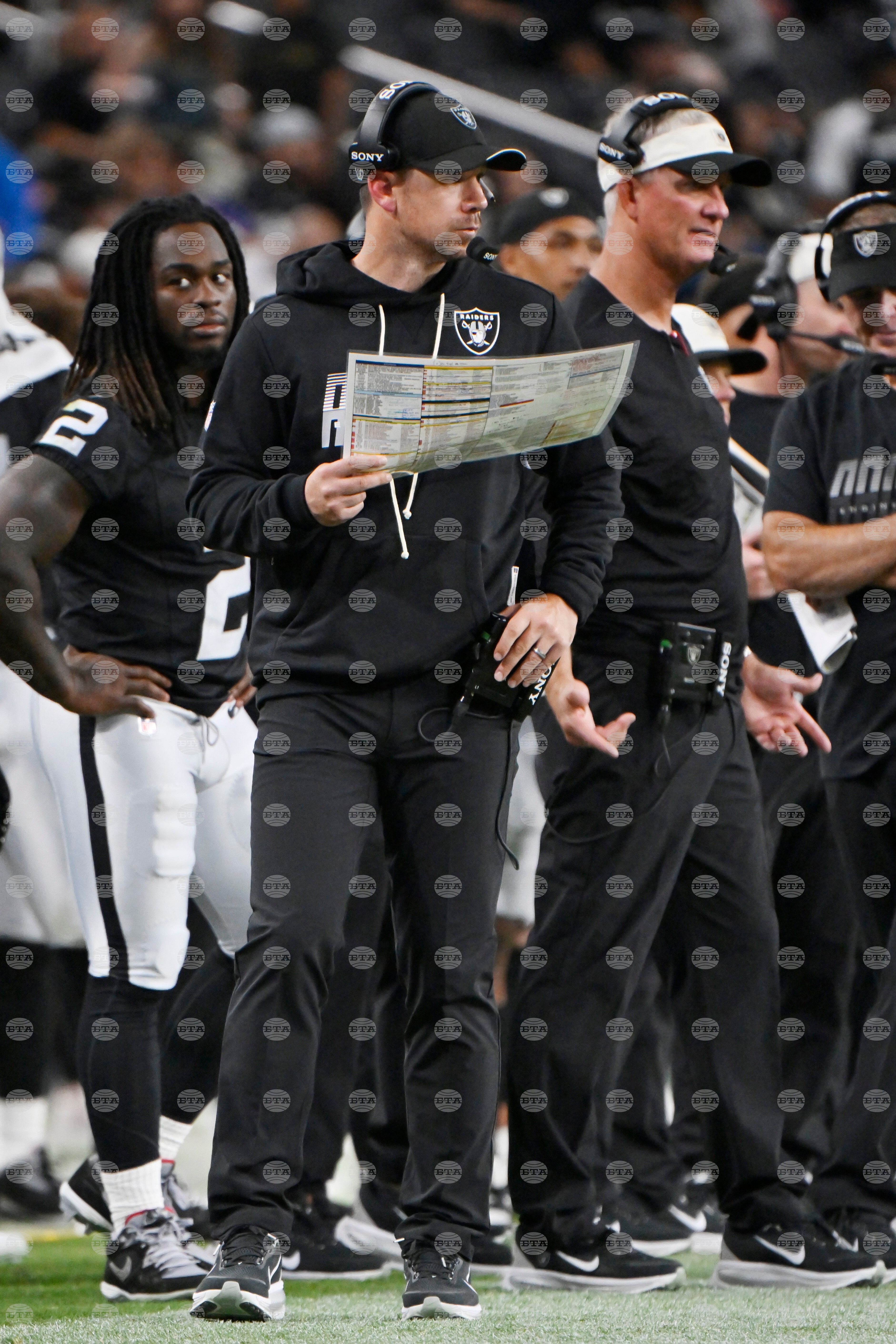 Cardinals Raiders Football
