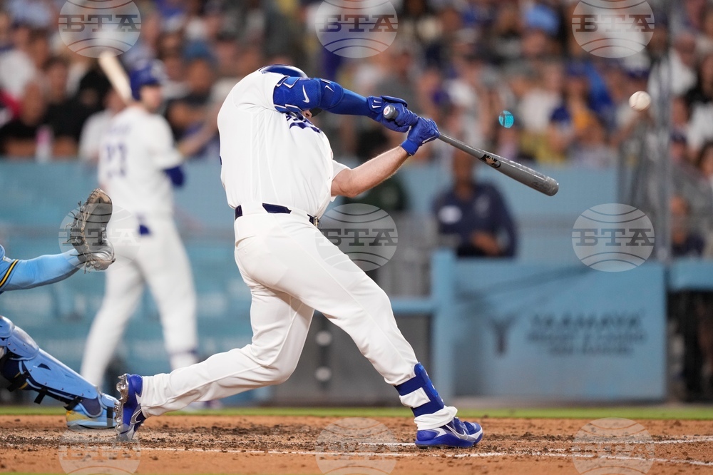 Brewers Dodgers Baseball