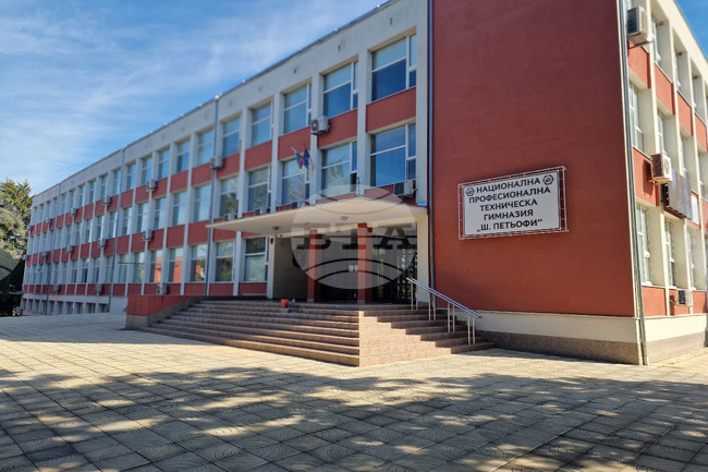 НПТГ „Шандор Петьофи“ в Разград ще надгражда професионалното образование в партньорство с бизнеса