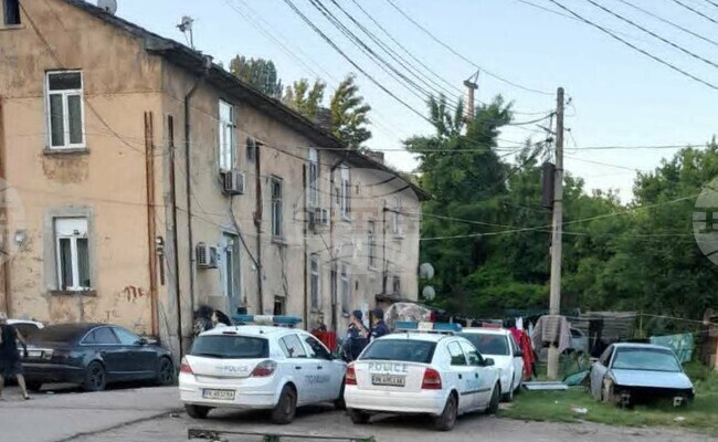 Специализирана полицейска операция е проведена в пернишкия квартал „Хумни дол“ 