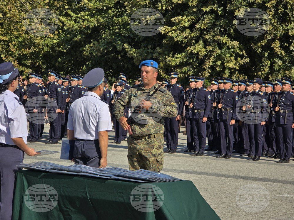 Плевен - Румен Радев - ВВВУ „Г. Бенковски“ - 75-и випуск - изпращане