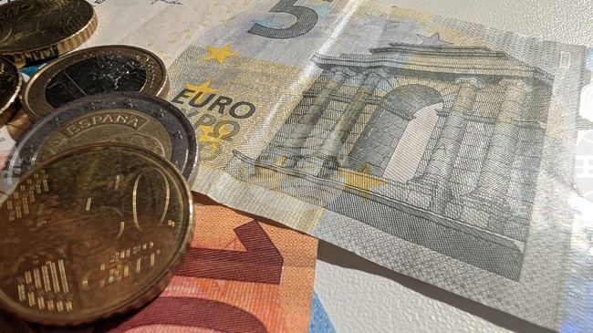 Референтни курсове на еврото
