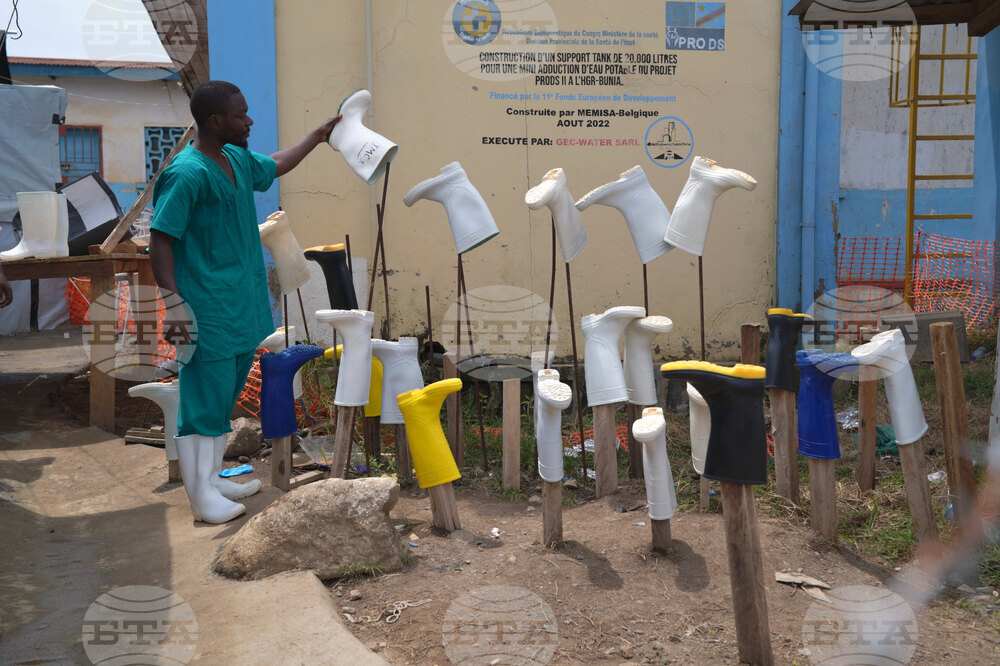 APTOPIX Congo Ebola