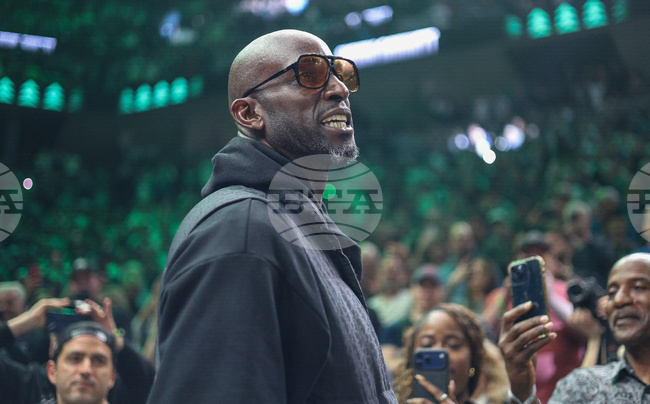 Timberwolves-Garnett