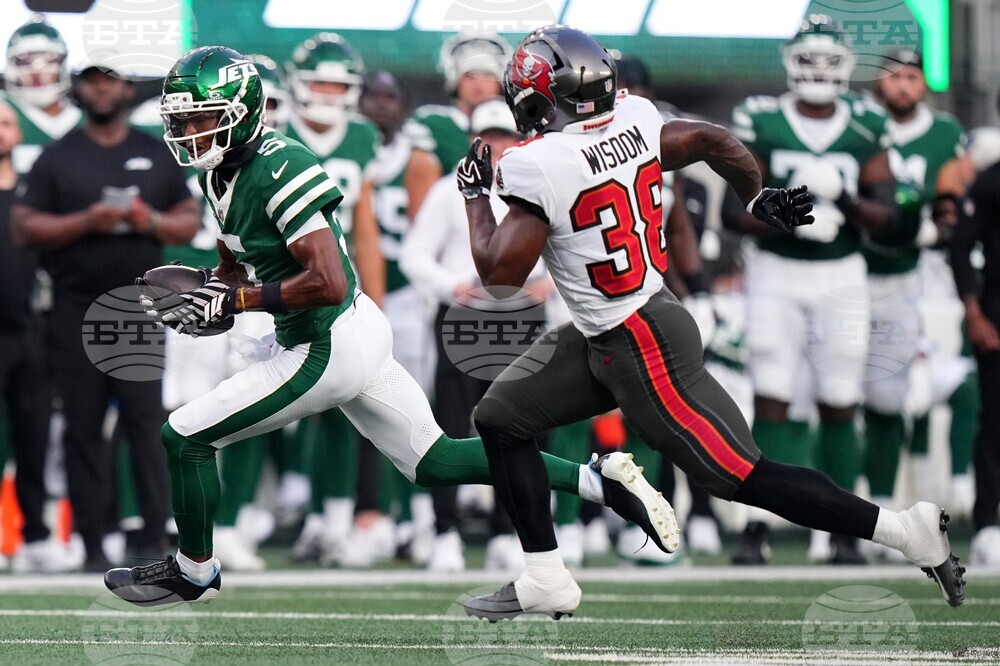 Buccaneers Jets Football