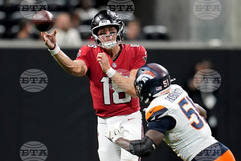 Broncos Falcons Football