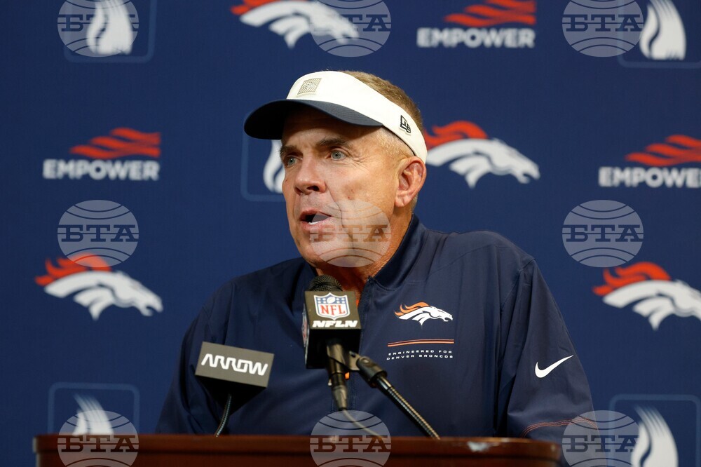 Broncos Falcons Football