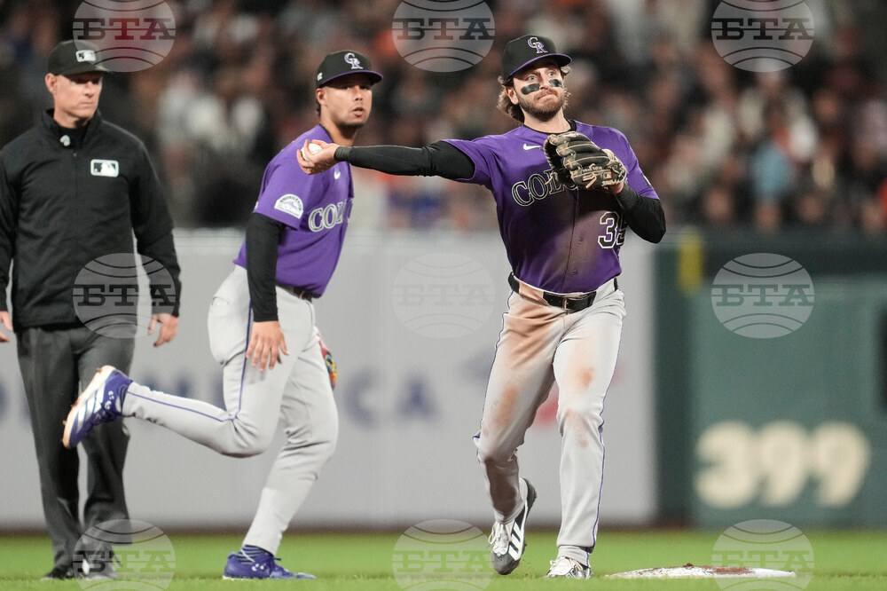 Rockies Giants Baseball