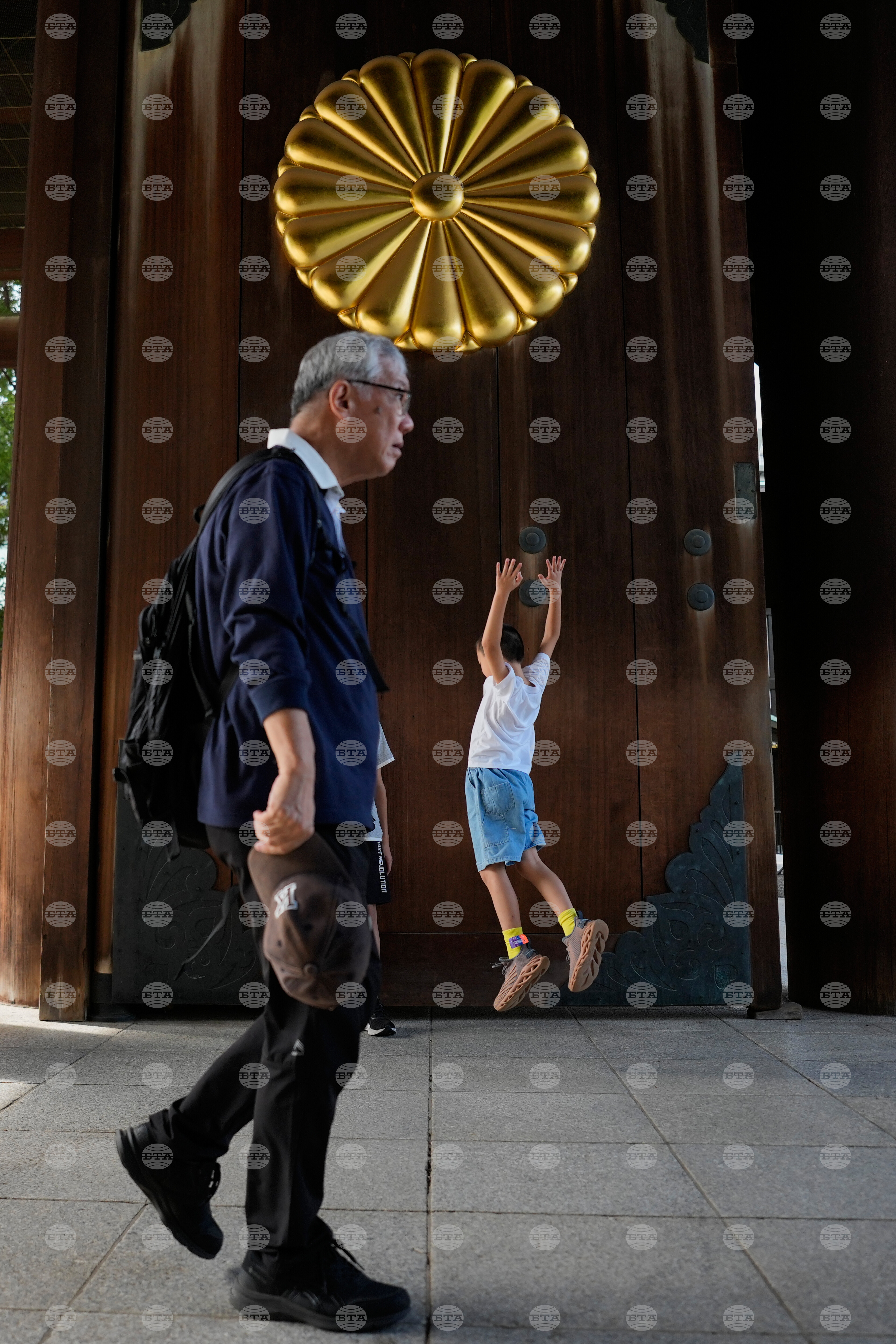 Japan Controversial Shrine