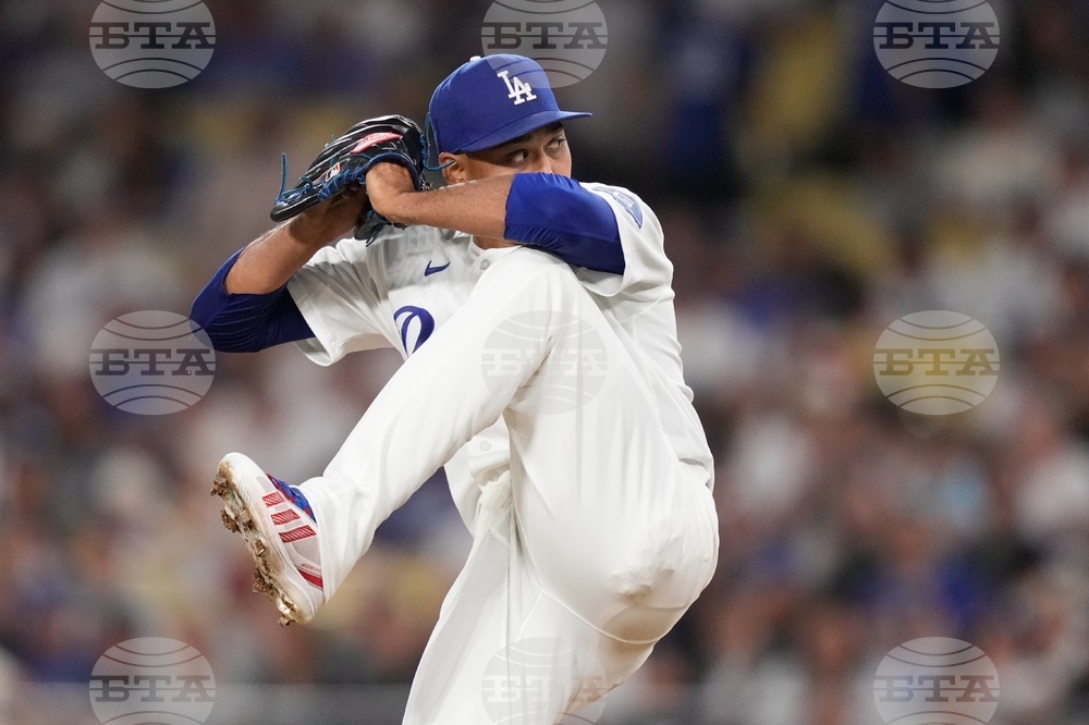 Brewers Dodgers Baseball