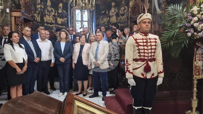 Троянски манастир - храмов празник - Илияна Йотова