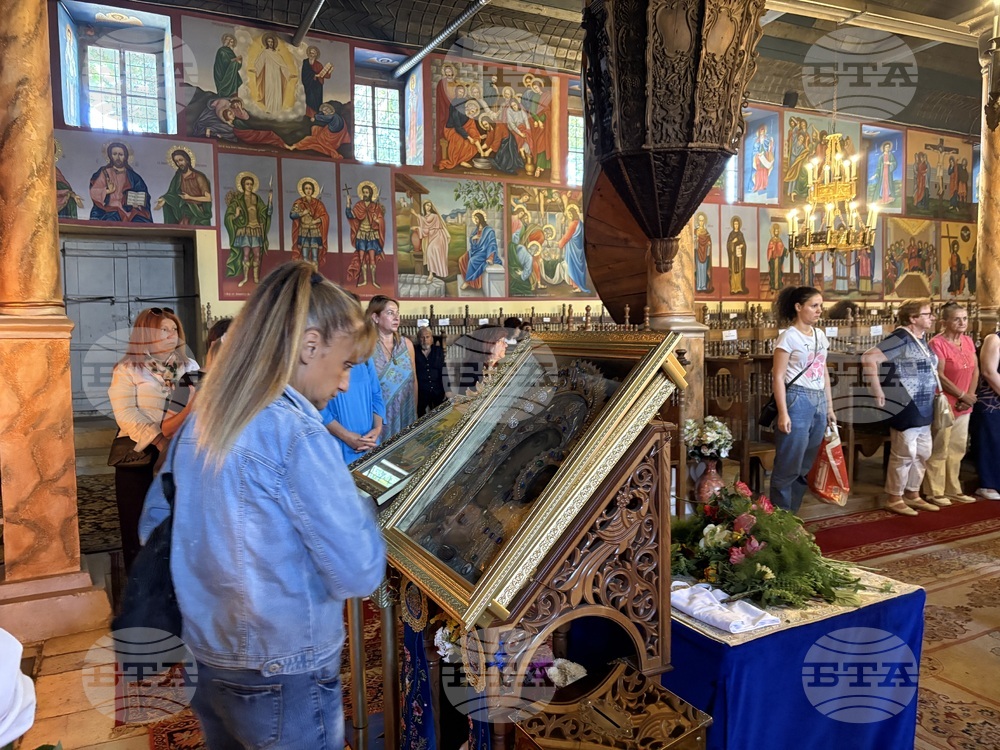 Самоков - Митрополитски храм „Успение Богородично“ - празник