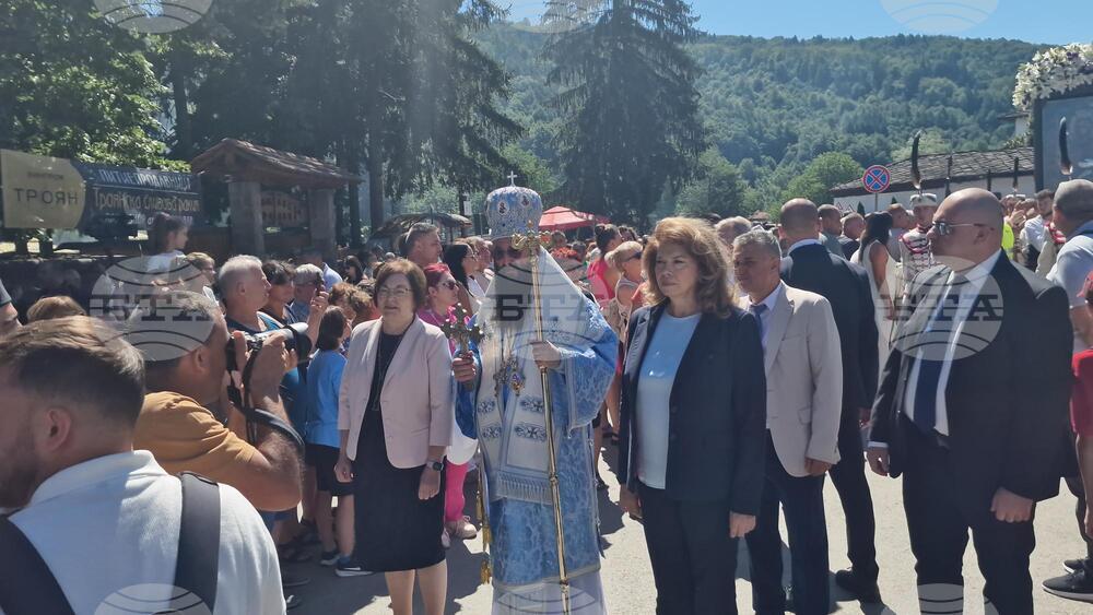 Троянски манастир - храмов празник - Илияна Йотова