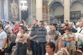 Пазарджик - Успение Богородично - храмов празник - литургия