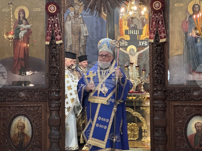Почитайки Божията майка, ние свидетелстваме за любовта към нашия Господ Иисус Христос, каза в Казанлък Старозагорският митрополит Киприан