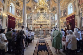 Сливен - литургия - храм „Света Богородица“