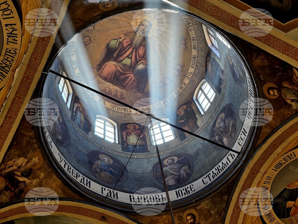 Сливен - литургия - храм „Света Богородица“