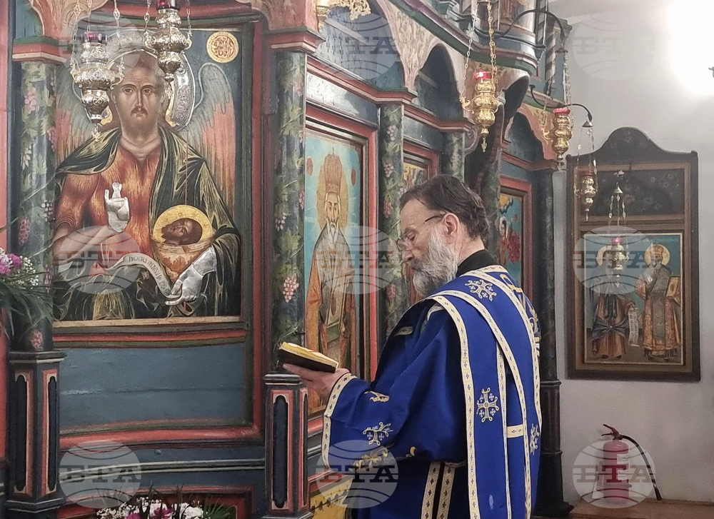 Кюстендил - храм „Успение Богородично“ - празник