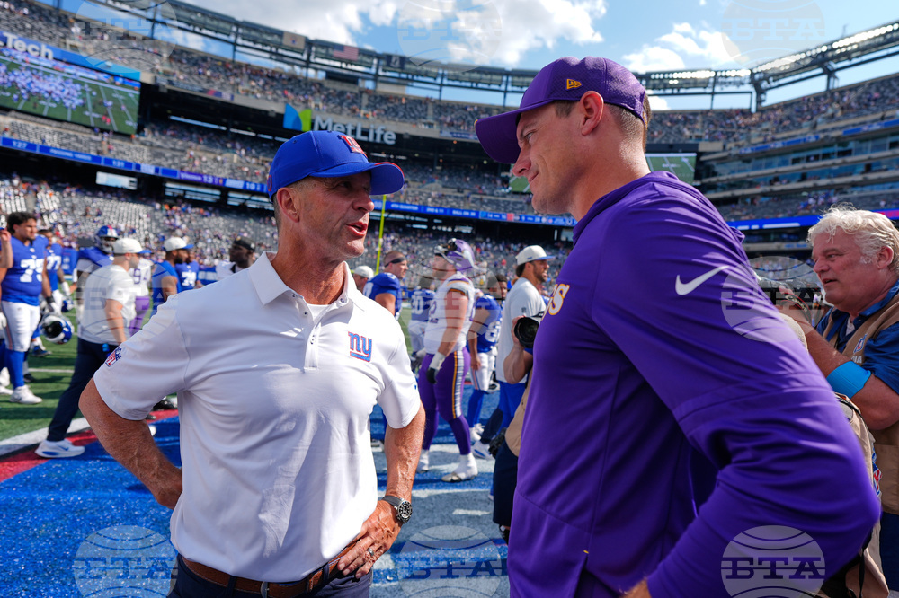 Vikings Giants Football