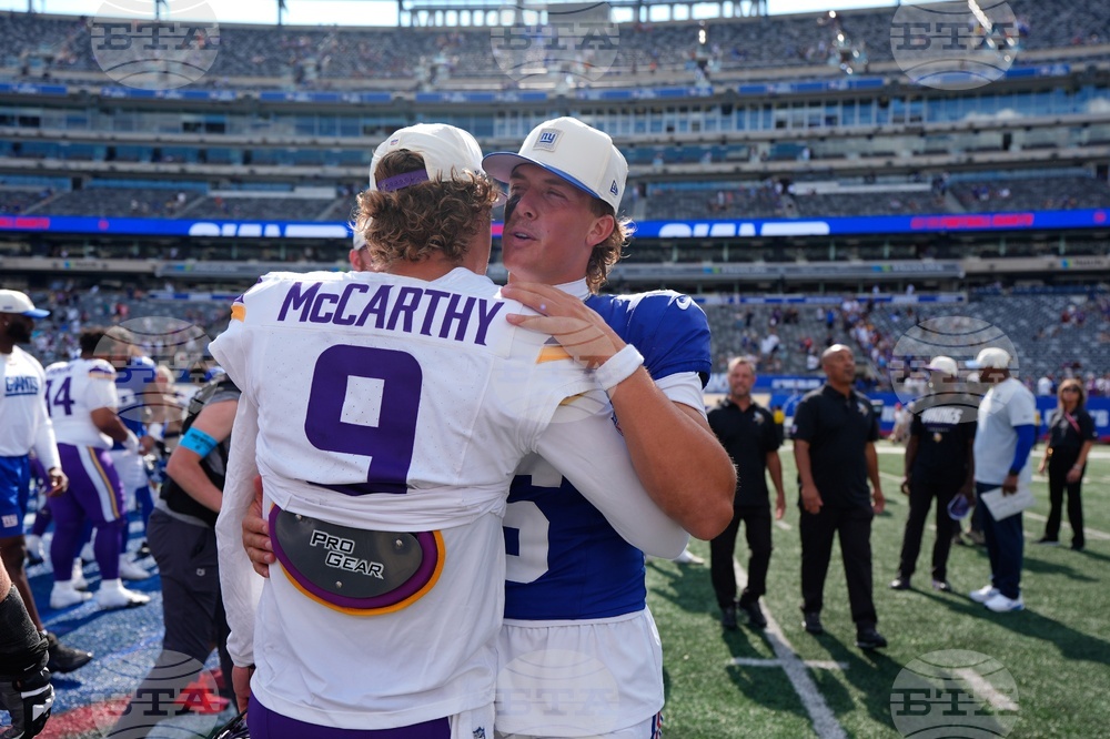 Vikings Giants Football