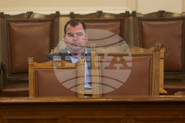 Народно събрание - заседание - Явор Гечев