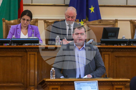 Народно събрание - заседание - Явор Гечев