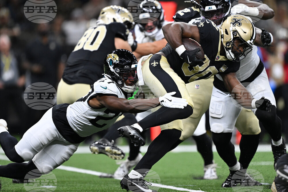 Jaguars Saints Football