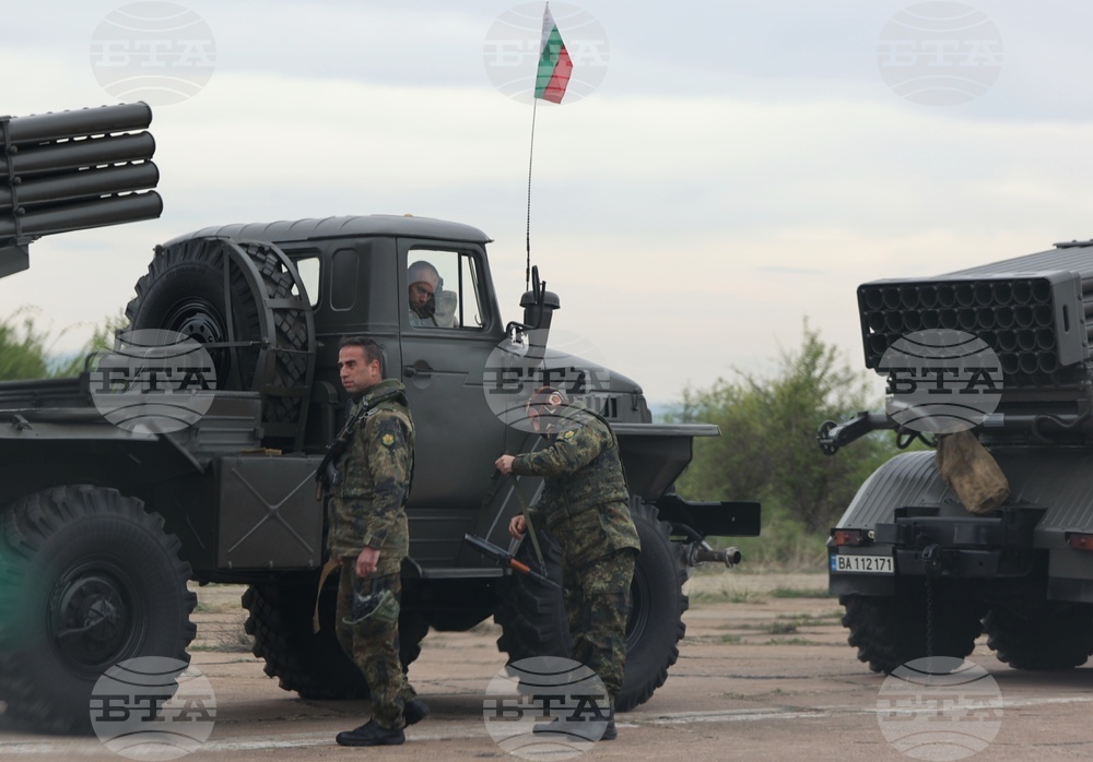 Летище Доброславци - военен парад - подготовка