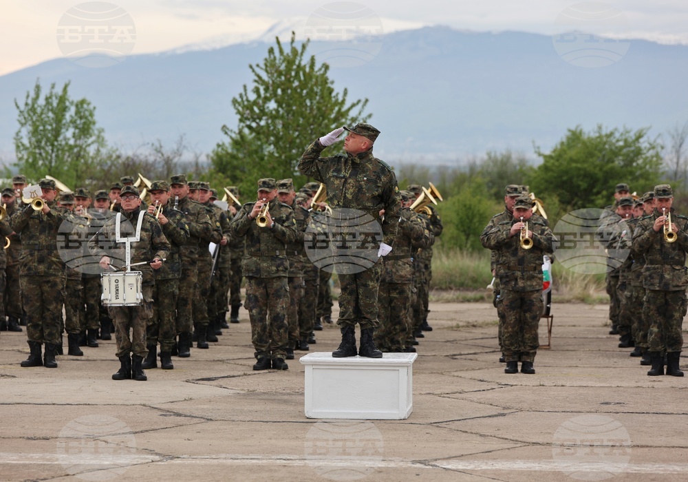 Летище Доброславци - военен парад - подготовка
