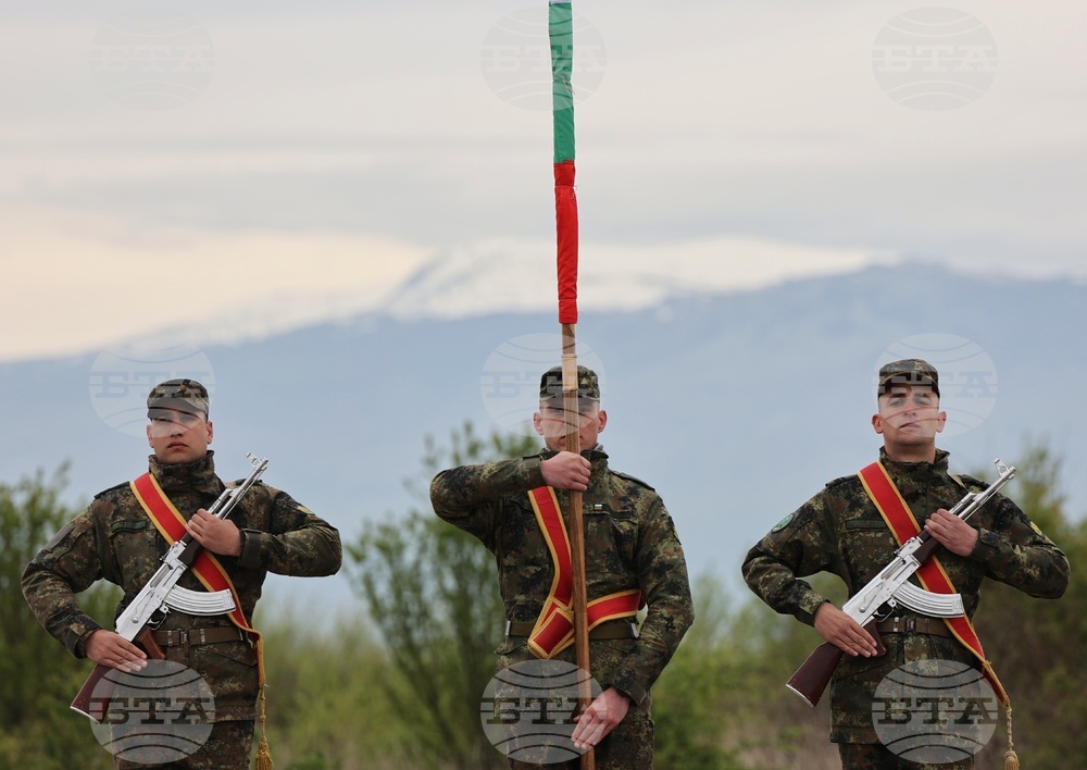 Летище Доброславци - военен парад - подготовка