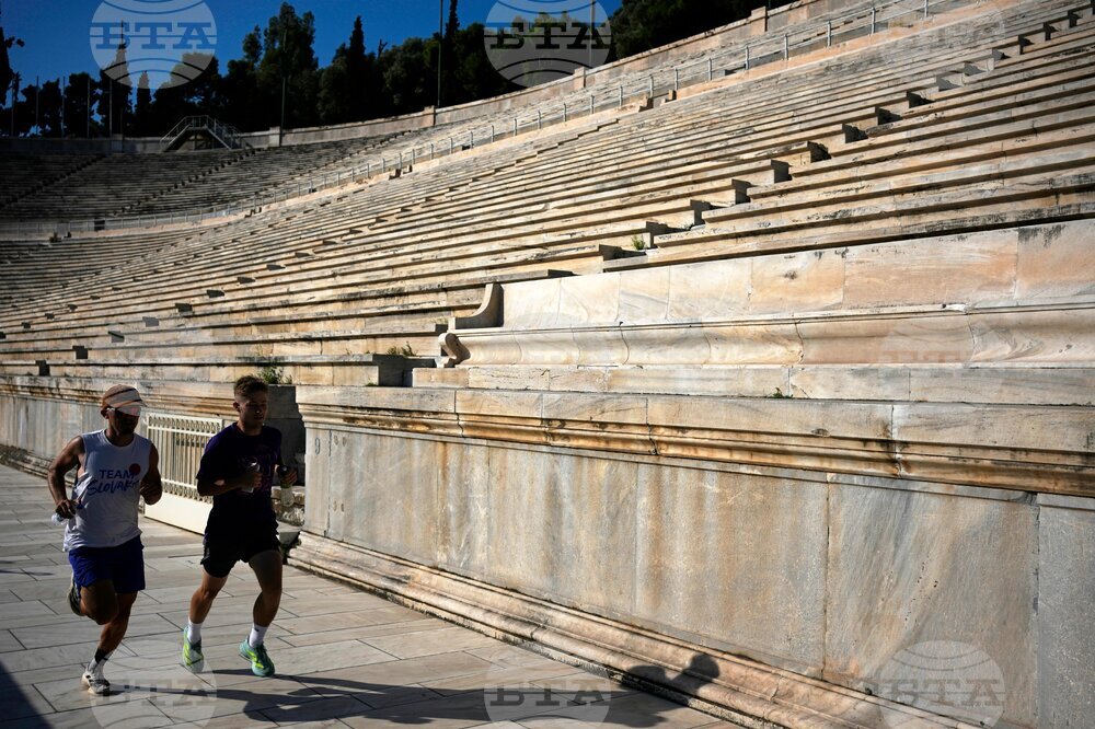 Greece Olympics Stadium Cleaning